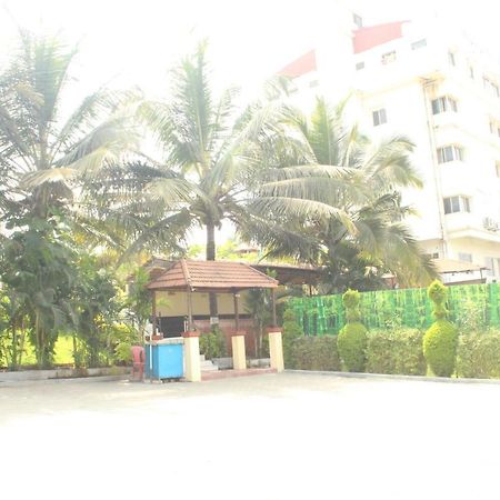 Hotel Stay By The Way Mysore Εξωτερικό φωτογραφία