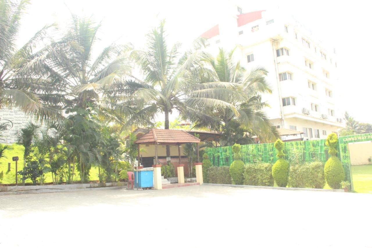 Hotel Stay By The Way Mysore Εξωτερικό φωτογραφία