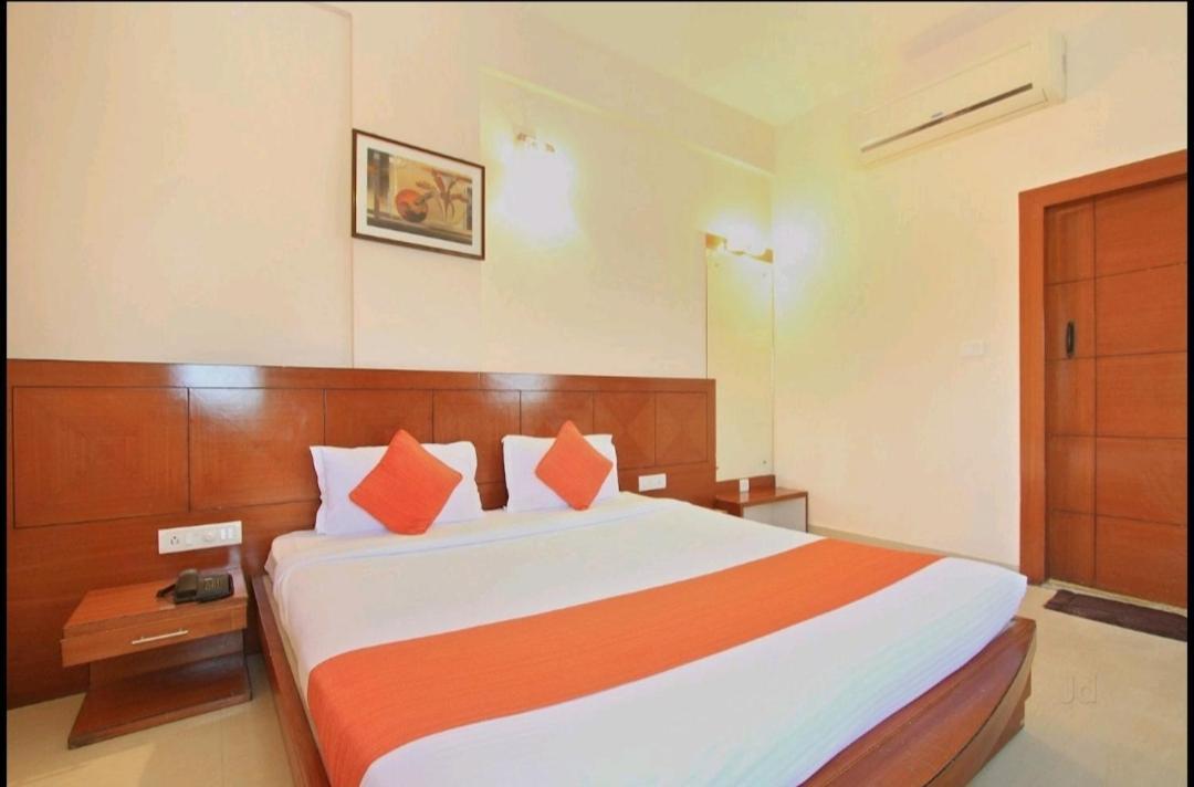 Hotel Stay By The Way Mysore Εξωτερικό φωτογραφία