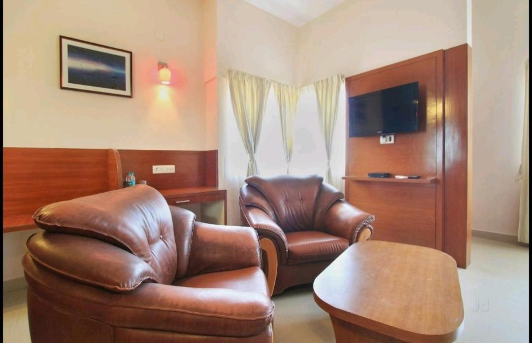 Hotel Stay By The Way Mysore Εξωτερικό φωτογραφία