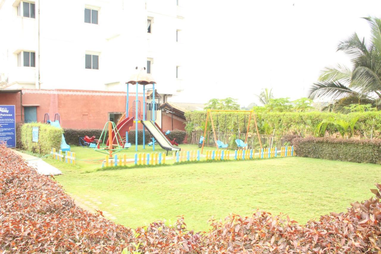 Hotel Stay By The Way Mysore Εξωτερικό φωτογραφία