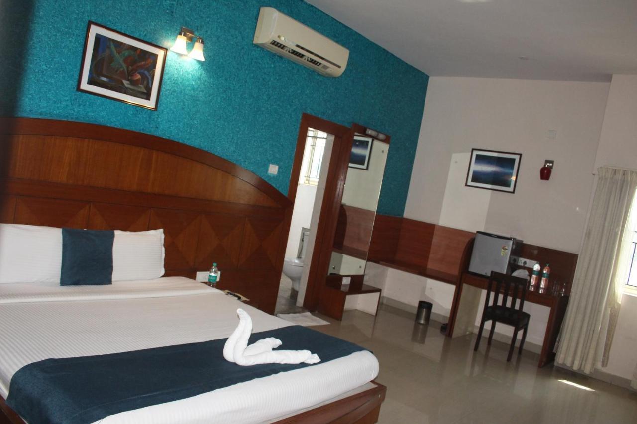 Hotel Stay By The Way Mysore Εξωτερικό φωτογραφία