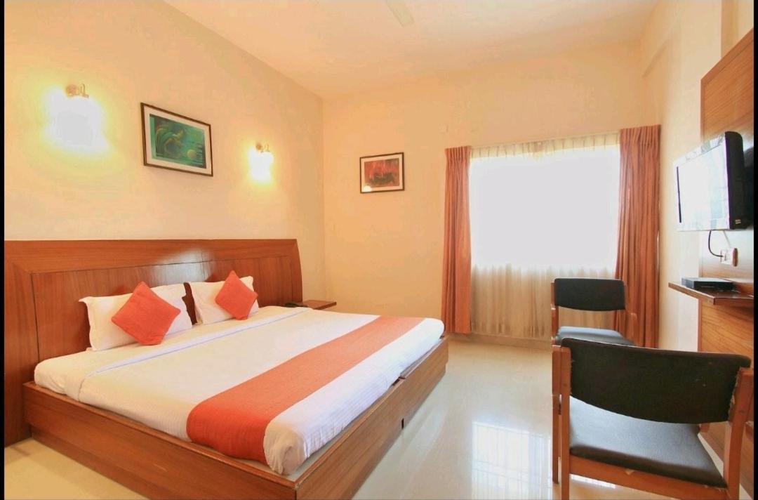 Hotel Stay By The Way Mysore Εξωτερικό φωτογραφία
